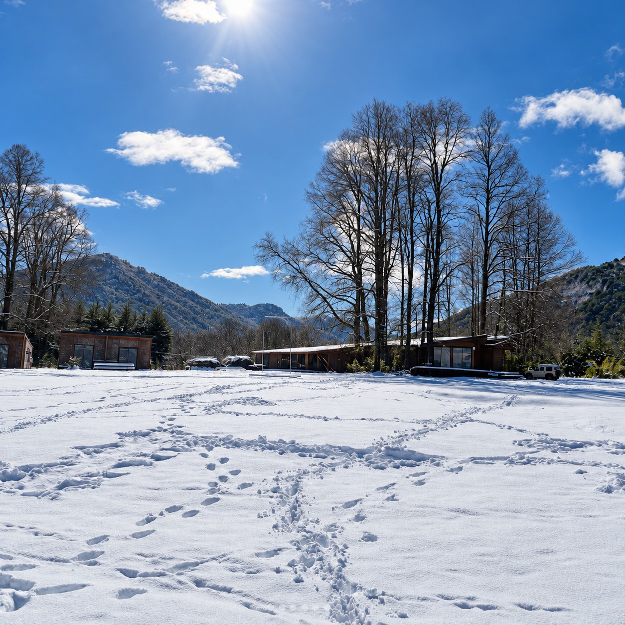 Instalaciones de Ko-Panqui rodeadas de nieve